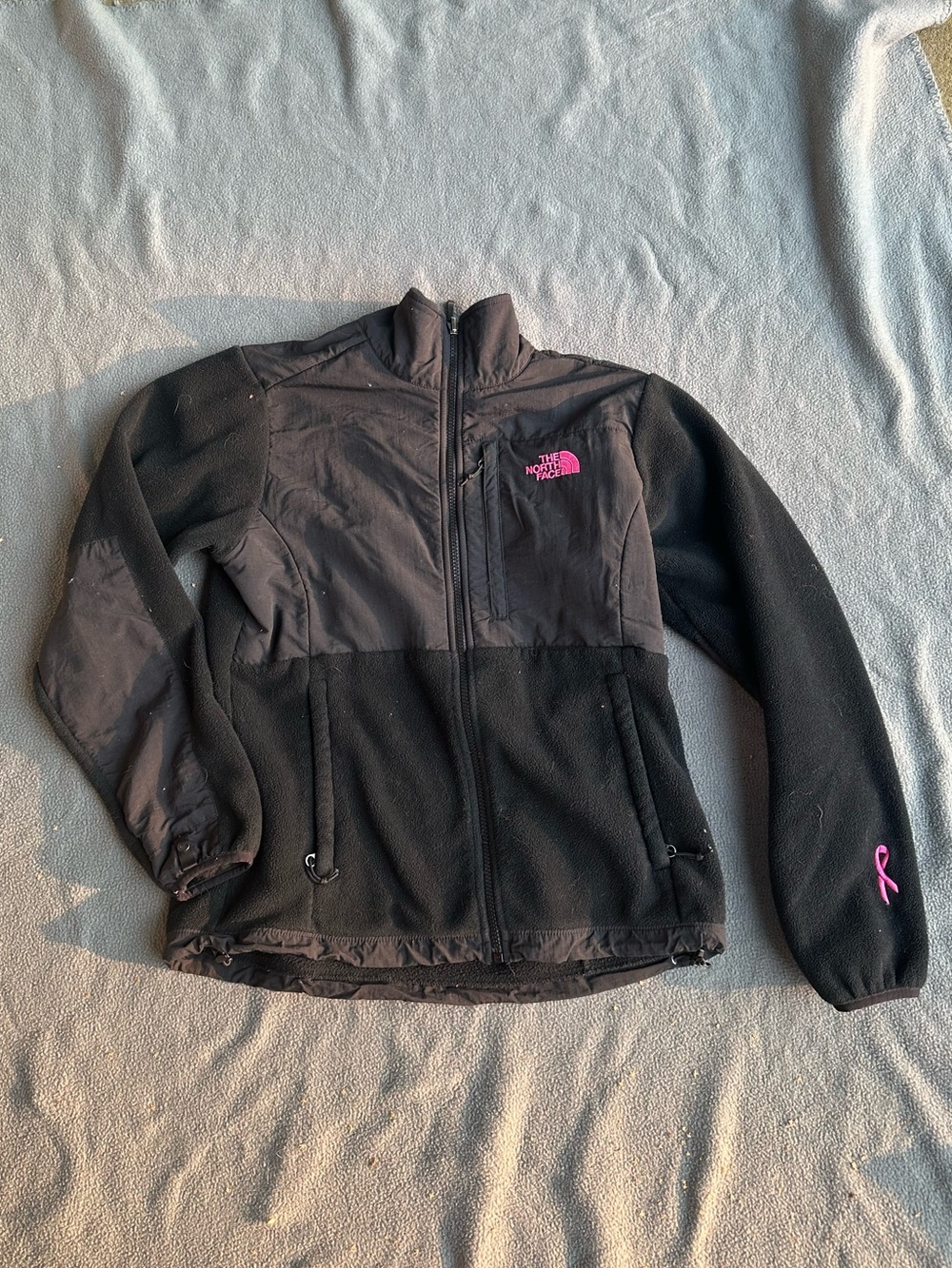 Woman’s The North Face Fleece Jacket With Breast Cancer Bow